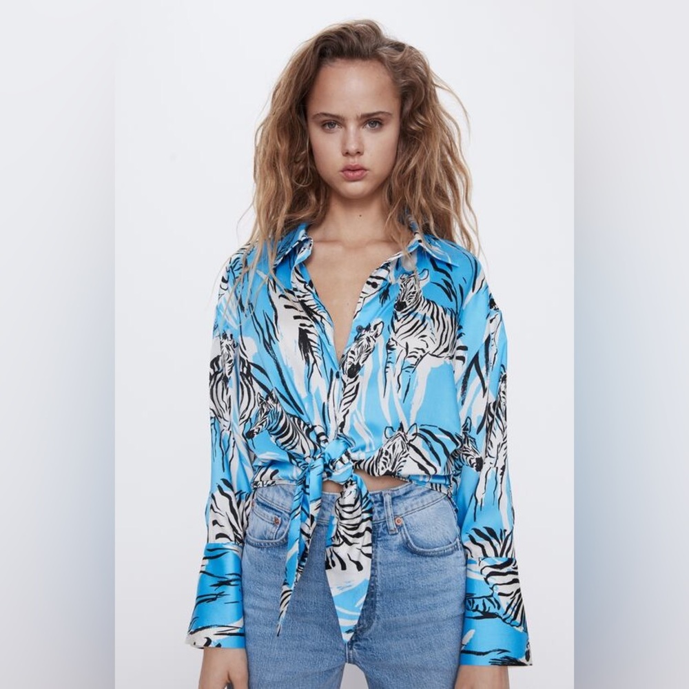 Brand new Zara tied print blouse